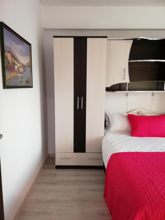 Kolonaki Domus Apartment Iasi Exterior foto